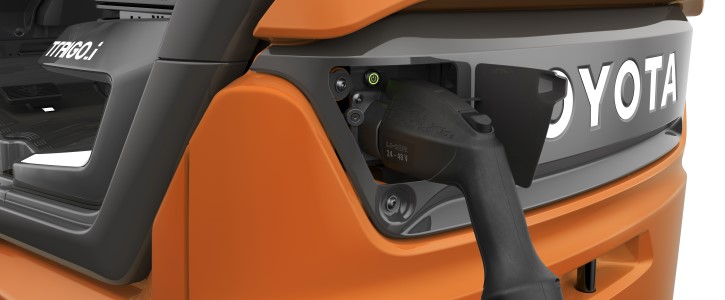 Toyota Traigo48 controbilanciato elettrico alimentato agli ioni di litio con caricabatteria