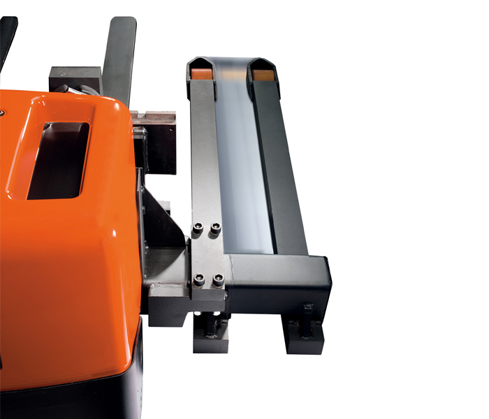 Toyota Material Handling: BT Staxio HWE con razze di supporto allargate