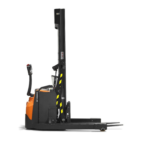 Toyota Material Handling: BT Staxio 1.2t con montante retrattile_2
