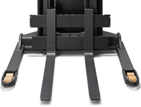 Scartamento esterno forche regolabile